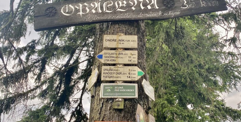 Rozcestník Ondřejník turistická chata Rozcestník Ondřejník turistická chata