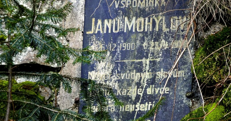 Pomník Janu Mohylovi Pomník Janu Mohylovi